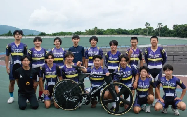 鹿児島県立南大隅高等学校 自転車競技部「歩きでは絶対に出せない速度で風を感じて走れる」【YOUTH TIME JAPAN 2026年9月号】