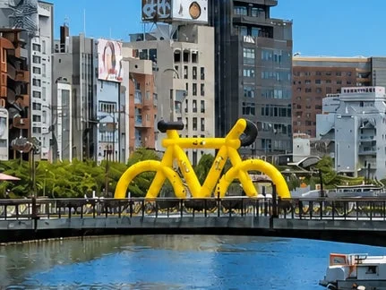 巨大自転車モニュメント