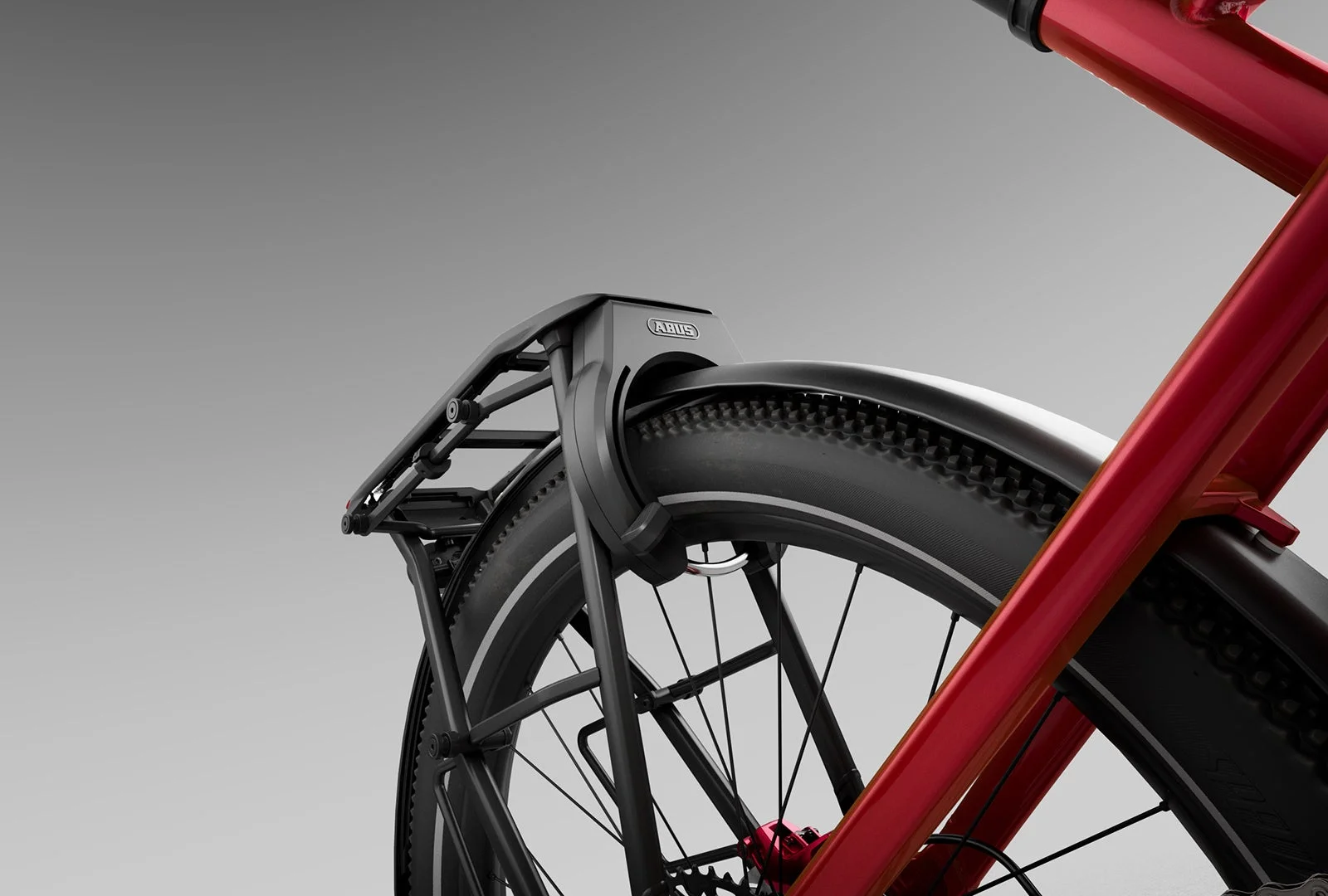 E-Bikeのリアキャリアとタイヤ