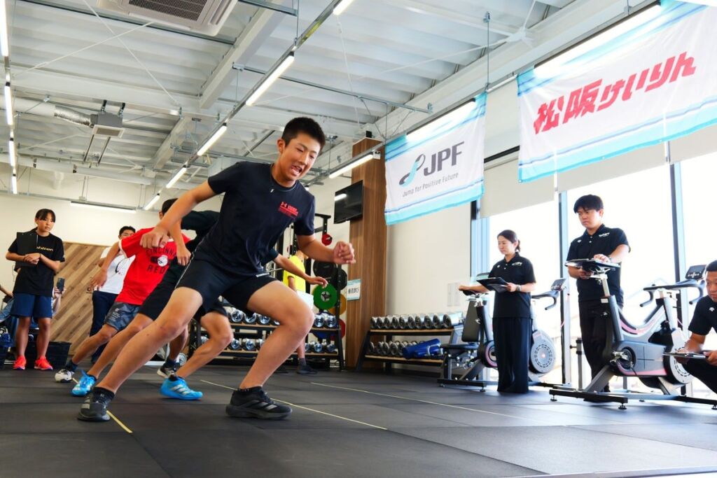 松阪競輪場で小学6年生〜高校1年生が体力測定 「松阪けいりんATHLETE DISCOVERY」開催